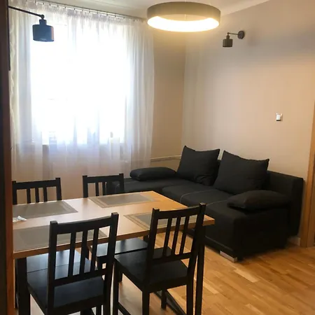 Apartament Zamkowy Stare